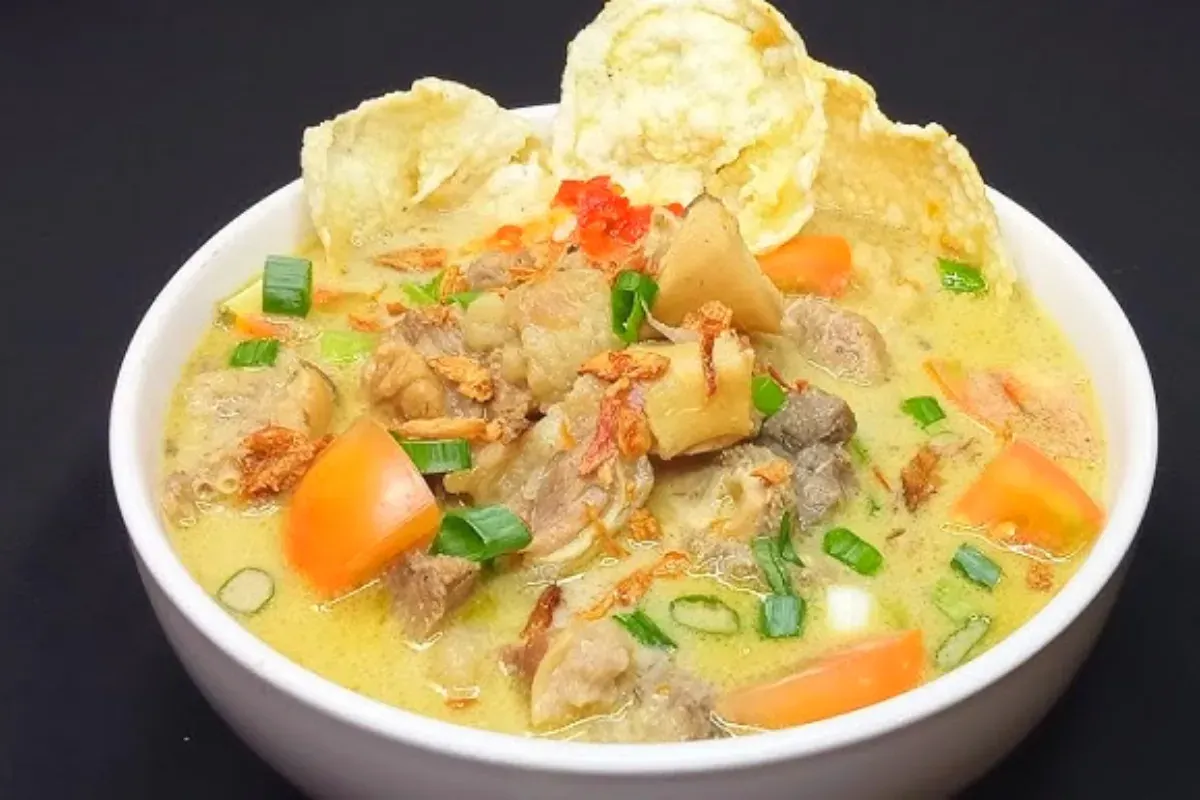 Sop Kaki Kambing Roky: Rahasia Rasa Autentik di Gang Sempit Cilacap